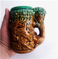  لیوان سرامیکی طرح گوزن و شیر قدیمی زیبا 