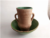 خمره و تغار یا کاسه بسیار قدیمی لعابدار