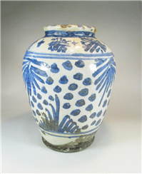 مرتبونی یا روغن دان بسیار کهنه قاجاری لعابی