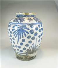 مرتبونی یا روغن دان بسیار کهنه قاجاری لعابی