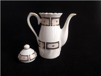 قوری یا شیرخوری قدیمی با طرح خاص و کمیاب