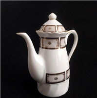 قوری یا شیرخوری قدیمی با طرح خاص و کمیاب