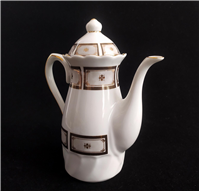 قوری یا شیرخوری قدیمی با طرح خاص و کمیاب