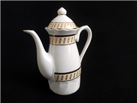 قوری یا شیرخوری قدیمی با طرح خاص و کمیاب