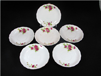 یک دست زیر فنجانی گل سرخی قدیمی زیبا 