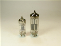 2 عدد لامپ کلکسیونی خلاء رادیو قدیمی دکوری