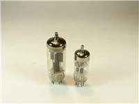 2 عدد لامپ کلکسیونی خلاء رادیو قدیمی دکوری