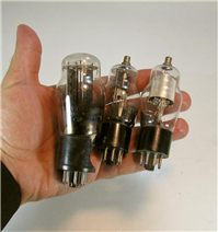 3عدد لامپ کلکسیونی خلاء رادیو قدیمی غولپیکر