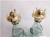 2عدد چراغ نفتی قدیمی پایه بلند سالم 