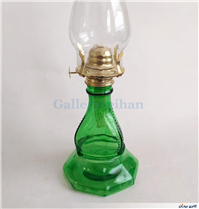 چراغ نفتی قدیمی پایه بلند رنگ شده سبز 