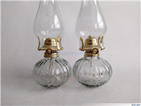 2عدد چراغ نفتی زیبا طرح شیاردار 