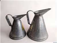 یک جفت روغن دان قدیمی 1 و 2 لیتری