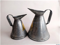 یک جفت روغن دان قدیمی 1 و 2 لیتری