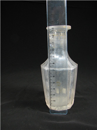 بطری بسیار خاص تراش دست از بالا تا پایین