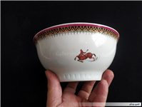 کاسه چینی قدیمی طرح شکارگاه لاکی رنگ