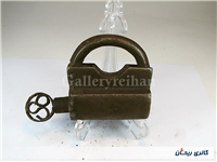 قفل دستساز بزرگ کمیاب فولادی قاجاری 