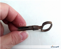 کلید فولادی بسیار قدیمی دستساز شیاردار