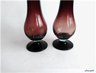 2 عدد گلدان پایه دار قدیمی دستساز زرشکی 