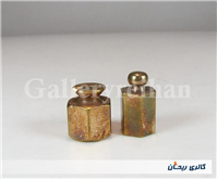 یک جفت وزنه برنجی 3 و 4 مثقالی 