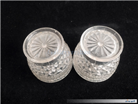 یک جفت قندان طرح خشتی پلاستیکی قدیمی 